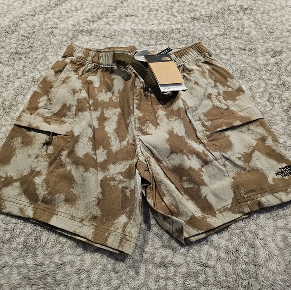 The North Face - Picture 1 of 4